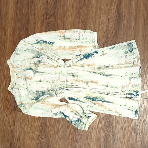 Liz Lange Maternity Blouse/ tunic - Picture 4 of 4